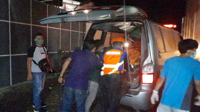 Pria Tewas Tersambar Kereta
