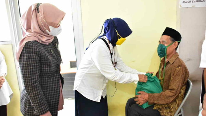 1.000 Paket Sembako Sasar Masyarakat Prasejahtera di Kota Banjar
