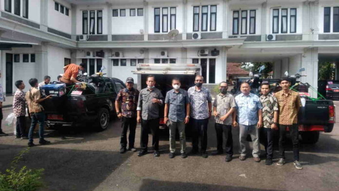 BPKD Ciamis Salurkan Hadiah untuk Desa Tercepat Lunasi PBB-P2