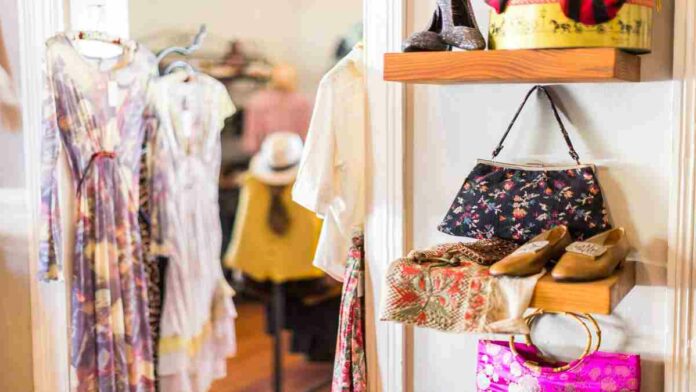 Fashion Item yang Wajib Dimiliki Remaja