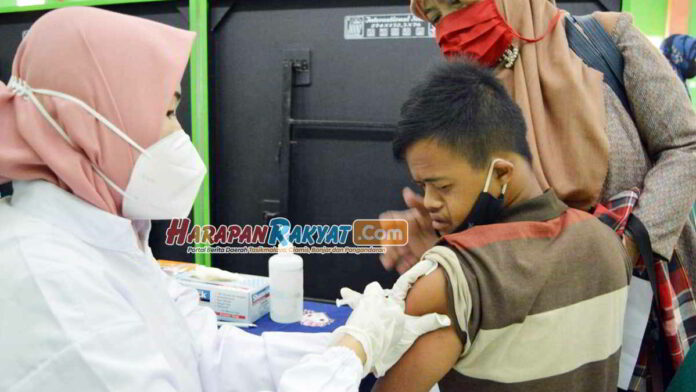 Pelajar SLB di Kota Banjar Ikut Suntik Vaksin Covid-19