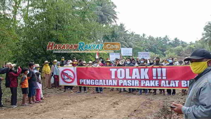 Ratusan Warga Tasikmalaya Serbu Lokasi Galian C