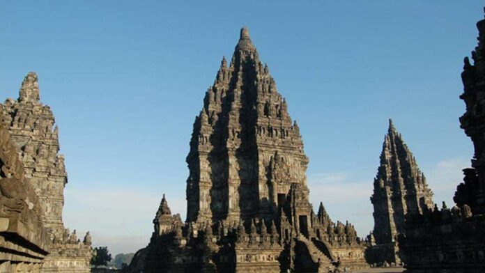 Sejarah Hindu Budha