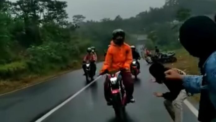Pemotor Geber Knalpot Bising Viral di Tasikmalaya