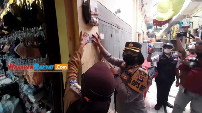 Pedagang Tidak Mau Divaksin