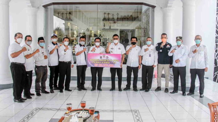 Apdesi dan PPDI Ciamis Sumbang 80 Juta untuk Penanganan Covid-19