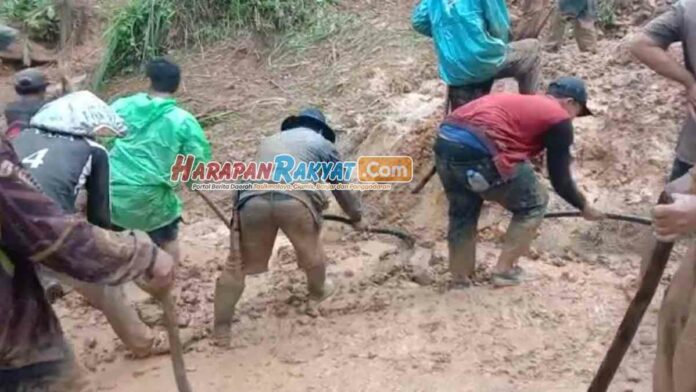 Curah Hujan Tinggi 5 Daerah di Tasikmalaya Dilanda Longsor dan Banjir