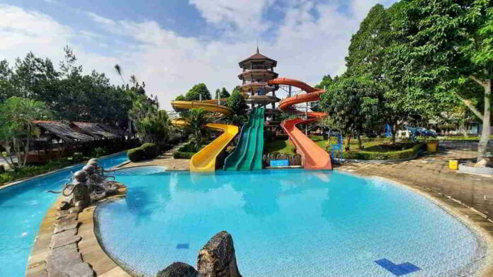 Teejay Waterpark di Kota Tasikmalaya Masih Sepi Pengunjung