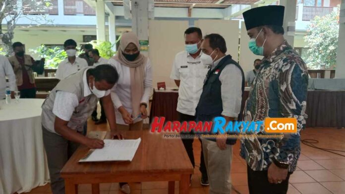 Objek Wisata Pangandaran Dibuka Jumat