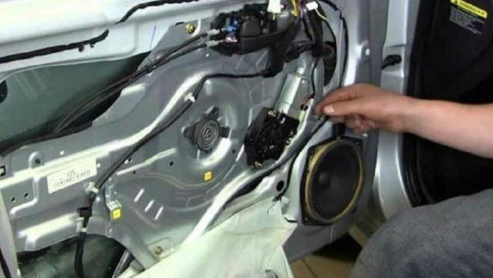 Kaca Mobil Tidak Mau Naik, Kenali Apa Penyebab Sebelum Mengatasinya