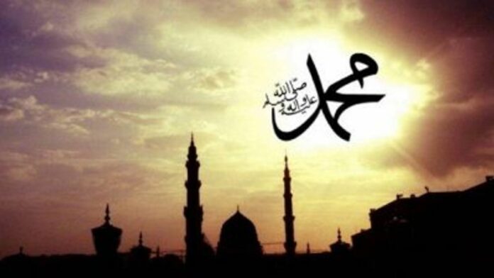 Hikmah Maulid Nabi Menyadarkan Manusia Sebagai Umat Manusia