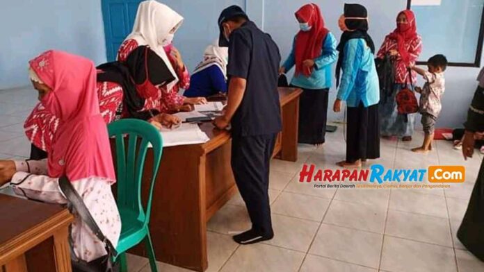 Pedagang Pasar Pananjung Pangandaran