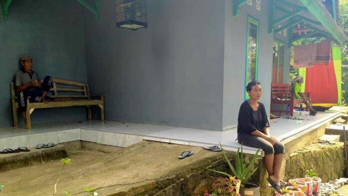 Mahasiswa Banjar Pemerintah Lambar