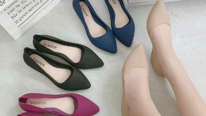 Sepatu Teplek Karet, Tampil Fashionable Sesuai dengan Bentuk Kaki