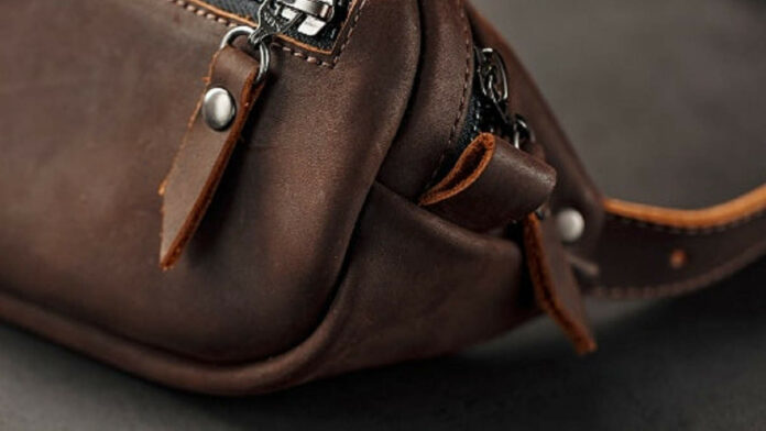 Tas Pinggang Kulit Rekomendasi Item Fashion yang Keren dan Fungsional