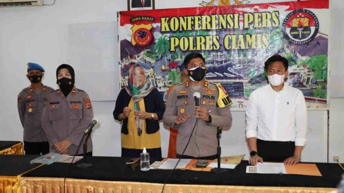 Guru Perempuan Tersangka Susur Sungai di Ciamis