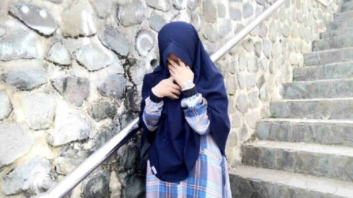 Menundukkan Pandangan Bagi Wanita Hal Penting Harus Diperhatikan