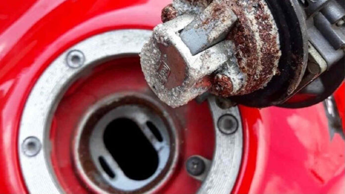 Penyebab Tangki Motor Berkarat dan Solusi Mengatasinya