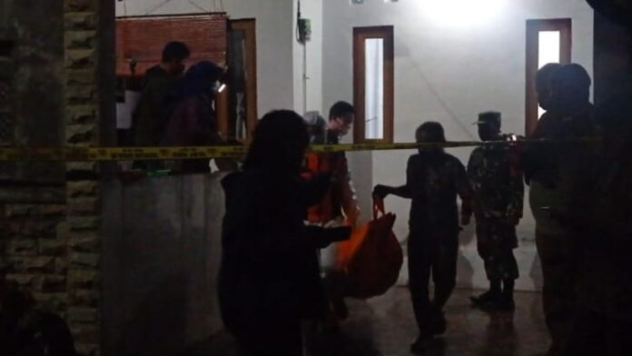 Warga Tasikmalaya Temukan Mayat Wanita Tak Pakai Celana