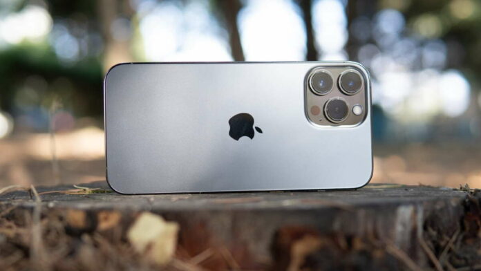 HP Apple iPhone 15 Pro