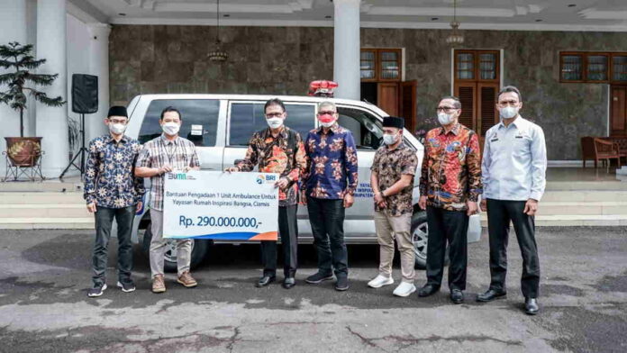 BRI Cabang Ciamis Beri Bantuan Ambulans ke Pemda, Bupati Apresiasi