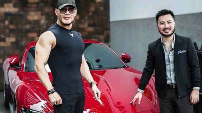 Deddy Corbuzier Orang Pertama Indonesia Yang Miliki Ferrari Roma