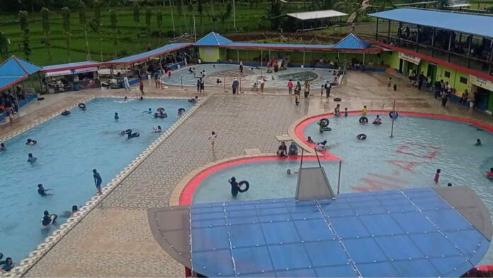Jelang Akhir Tahun, Wisata Pasir Pataya Tasikmalaya Ramai Pengunjung