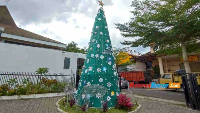 Pohon Natal