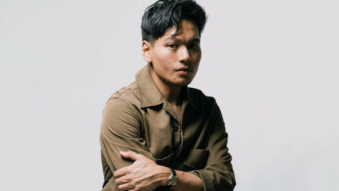 Rendy Pandugo Rilis Lagu Bertajuk Honey Bee Untuk Kado SangPutri