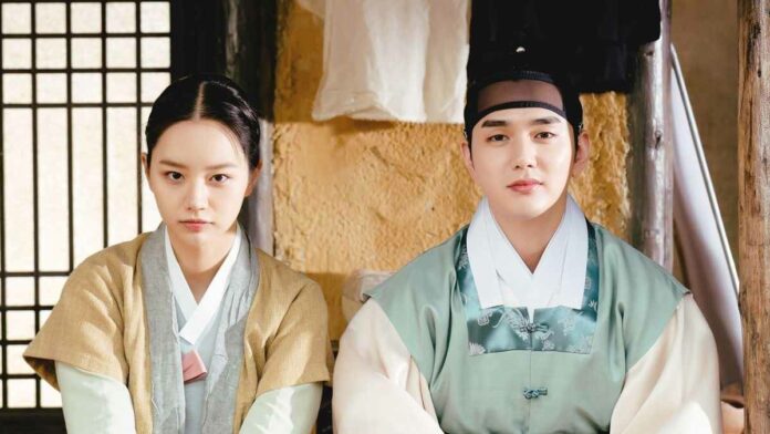 Sinopsis Drama Moonshine