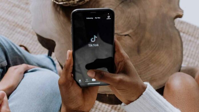 TikTok Jadi Situs Terpopuler 2021, Kalahkan Google
