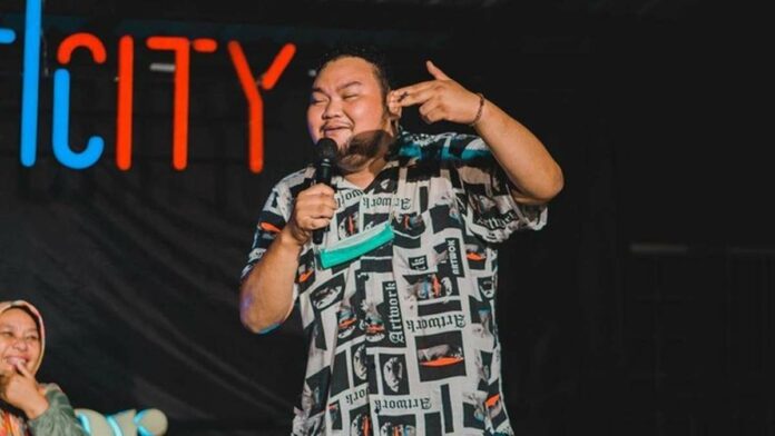 Komedian FF Ditangkap