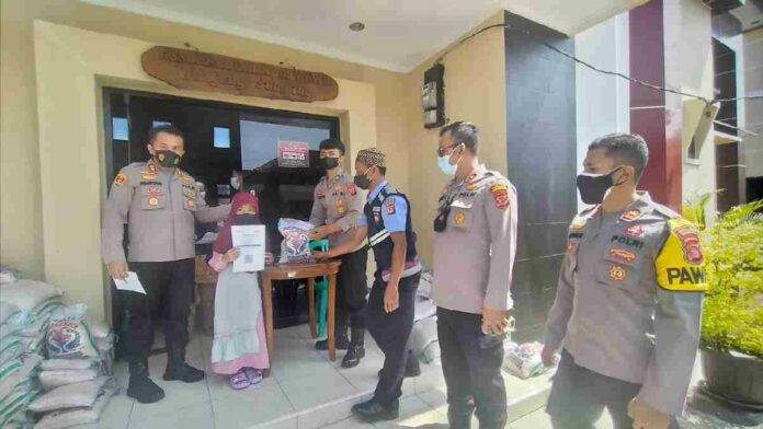 Vaksinasi Covid-19 di Polres Tasikmalaya