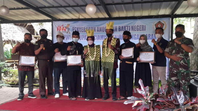 Pegiat Sosial dan Kemanusiaan