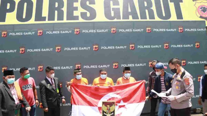 Petinggi NII ditangkap