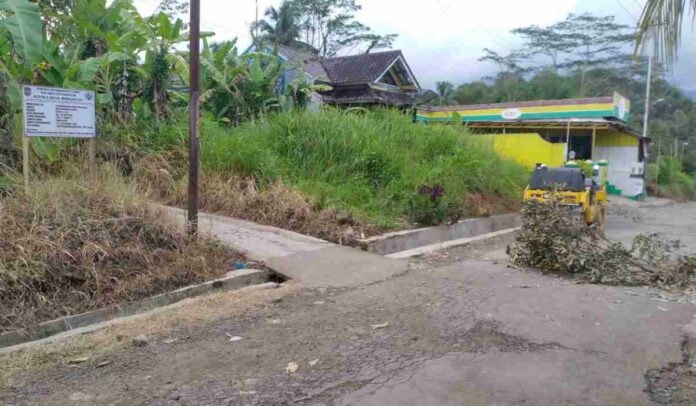 Akses Jalan Panaragan-Margaluyu Cikoneng Ciamis Kembali Dibuka