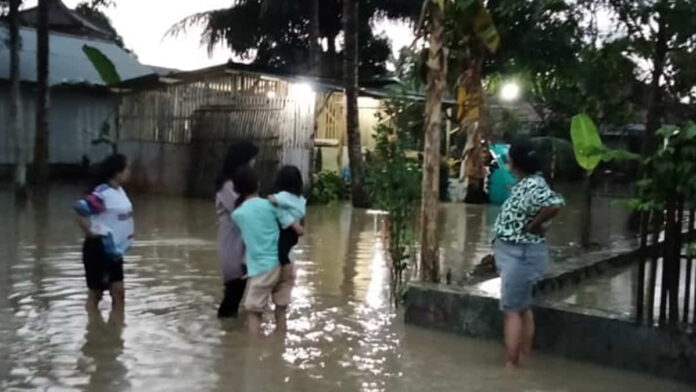 Puluhan Rumah Terendam Banjir