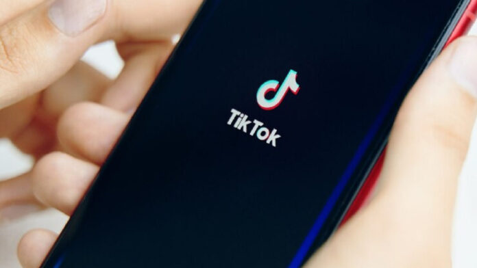 Cara membatasi komentar di TikTok