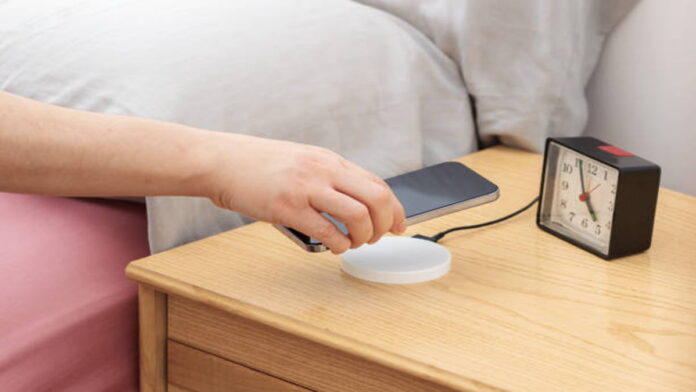 Cas iPhone Tanpa Kabel
