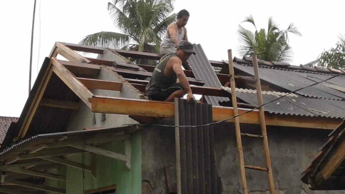 Hujan Angin, Belasan Rumah di Pamarican Ciamis Rusak