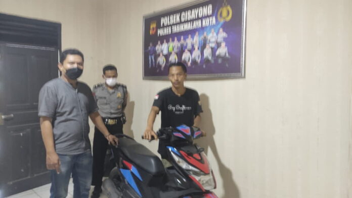 Maling Motor Pura-pura Motor Mogok