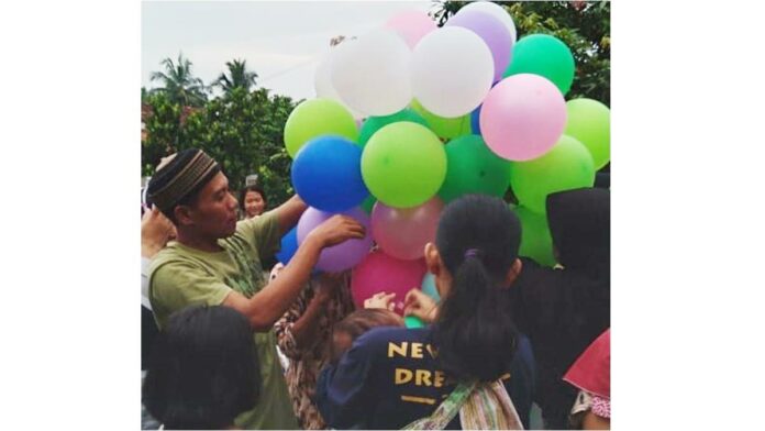 Dapat Balon Gas, 2 Perempuan di Ciamis Ini Menang Doorprize Rp 500 Ribu