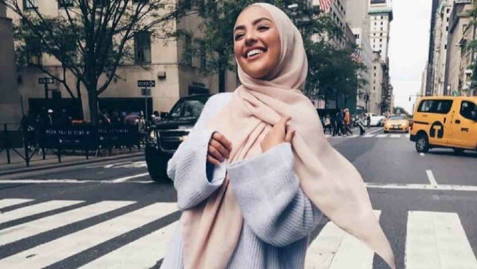 Hijab Fashion Hacks yang Perlu Wanita Muslimah Ketahui