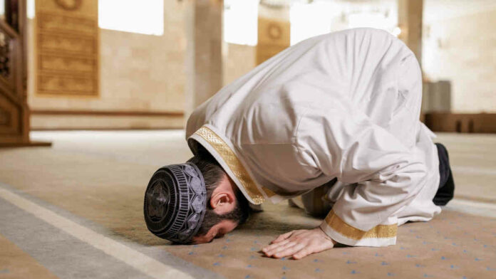 Niat Salat Tarawih, Bacaan dan Tata Caranya yang Benar