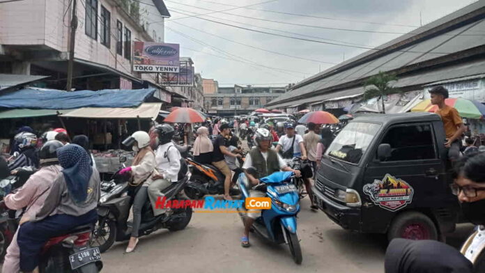 Berburu Baju Lebaran Pasar Cikurubuk Tasikmalaya