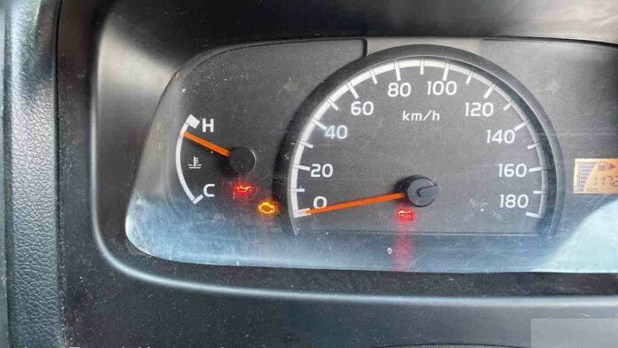Penyebab Mobil Overheat di Tanjakan yang Membuat Jantung Berdebar
