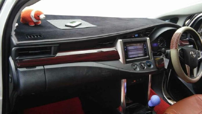 Aksesoris Dashboard Mobil Ciptakan Tampilan Menawan Begini Tipsnya