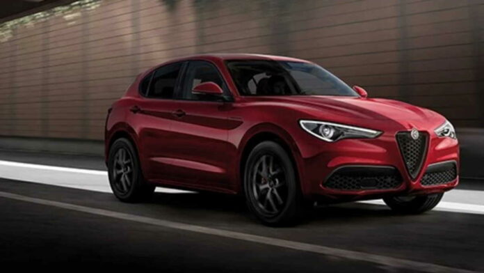 Alfa Romeo Stelvio Super 2022, SUV yang Jadi Saingan Berat BMW iX1