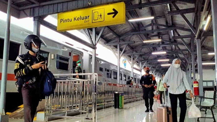 Arus Balik Penumpang di Stasiun Banjar Meningkat, Tiket H+5 Lebaran Habis Terjual