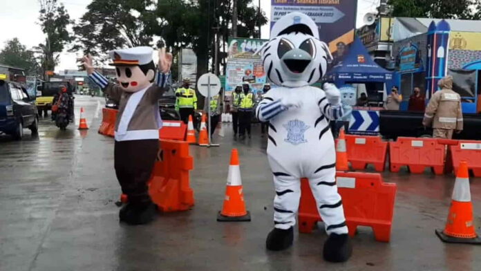 Cara Unik Satlantas Polres Tasikmalaya